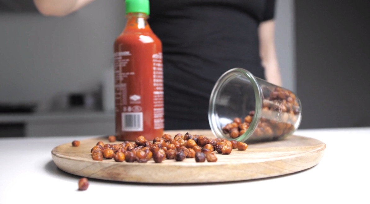 Opskrift på sprøde honning sriracha kikærter i en airfryer
